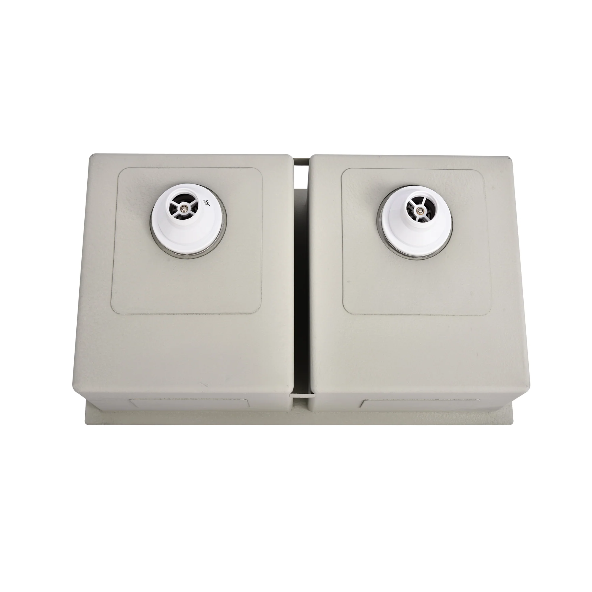 750 x 450 x 230mm Double Bowl Kitchen Sink - Image 4