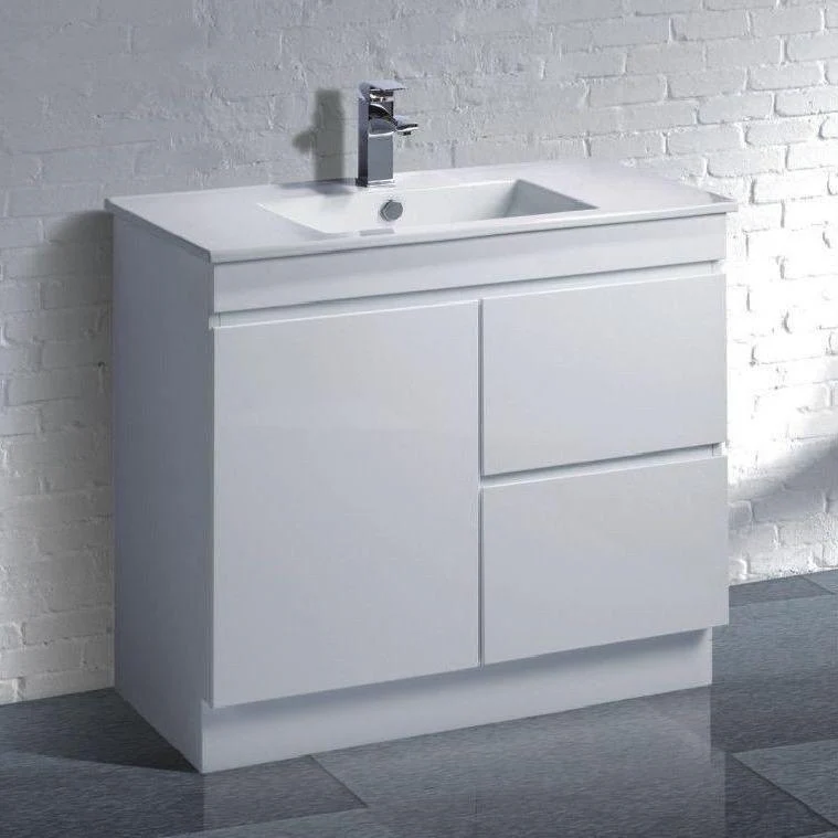 Noah 900 mm Vanity on Kickboard - Right Hand Drawers
