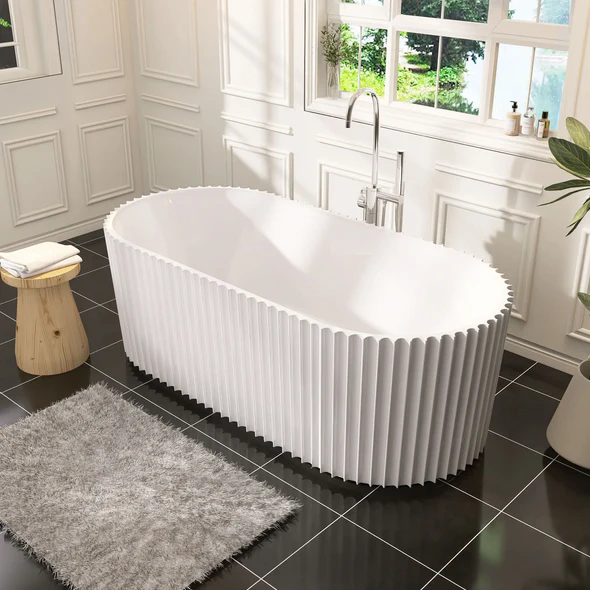 Wentworth Ribbed 1500mm Matte White Freestanding Bath - Image 2